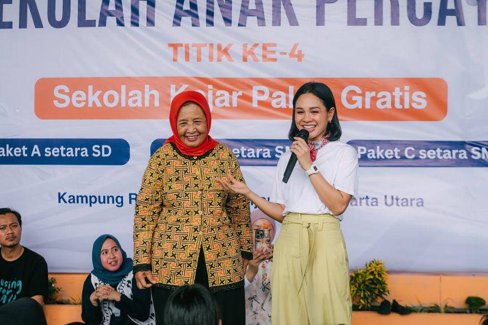 Andien Aisyah bangun sekolah di kampung pemulung (instagram.com/andienaisyah)