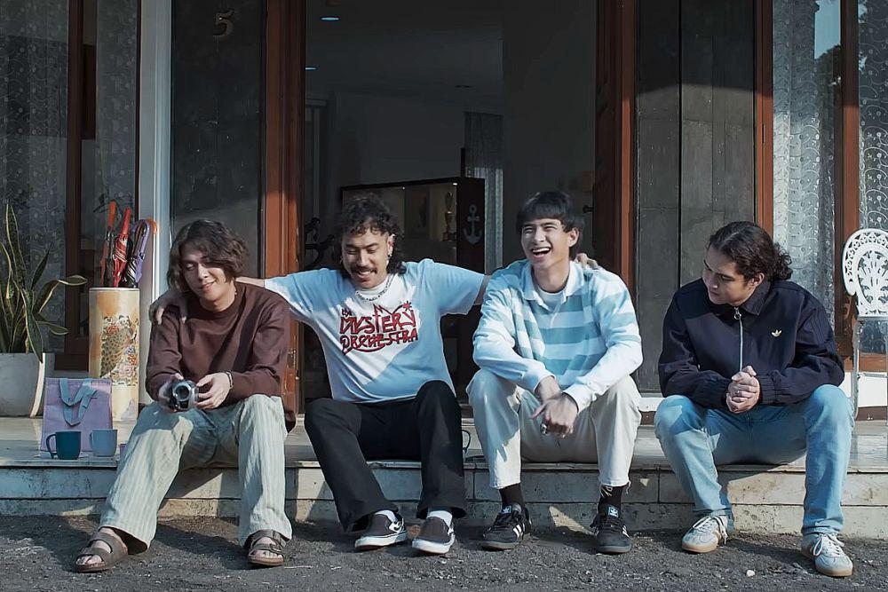 Sinopsis Film Perayaan Mati Rasa dan Daftar Pemainnya, Ada Iqbaal
