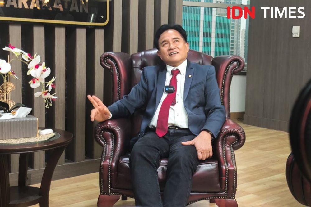 Menko Yusril Tak Masalah Kinerjanya Diberi Nilai Buruk