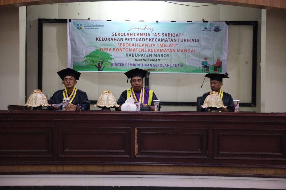 BKKBN Sulsel Resmikan Dua Sekolah Lansia di Maros