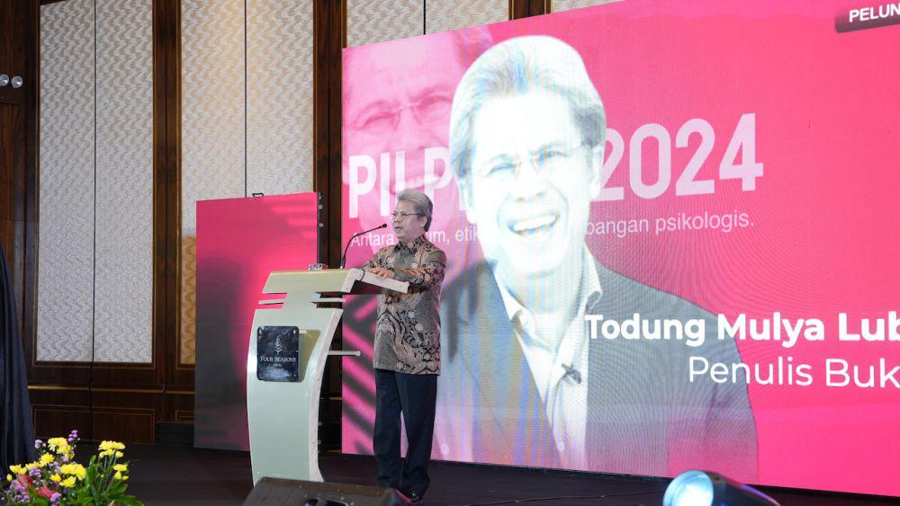 Todung Mulya Ungkap Pelanggaran Pilpres, Launching 3 Buku Sentil MK