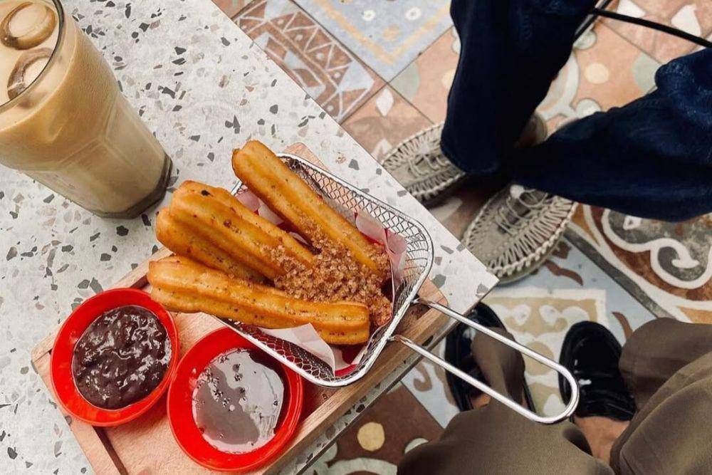 Potret Ayoola Coffee and Eatery, Bintaro (instagram.com/ayoola.coffee)