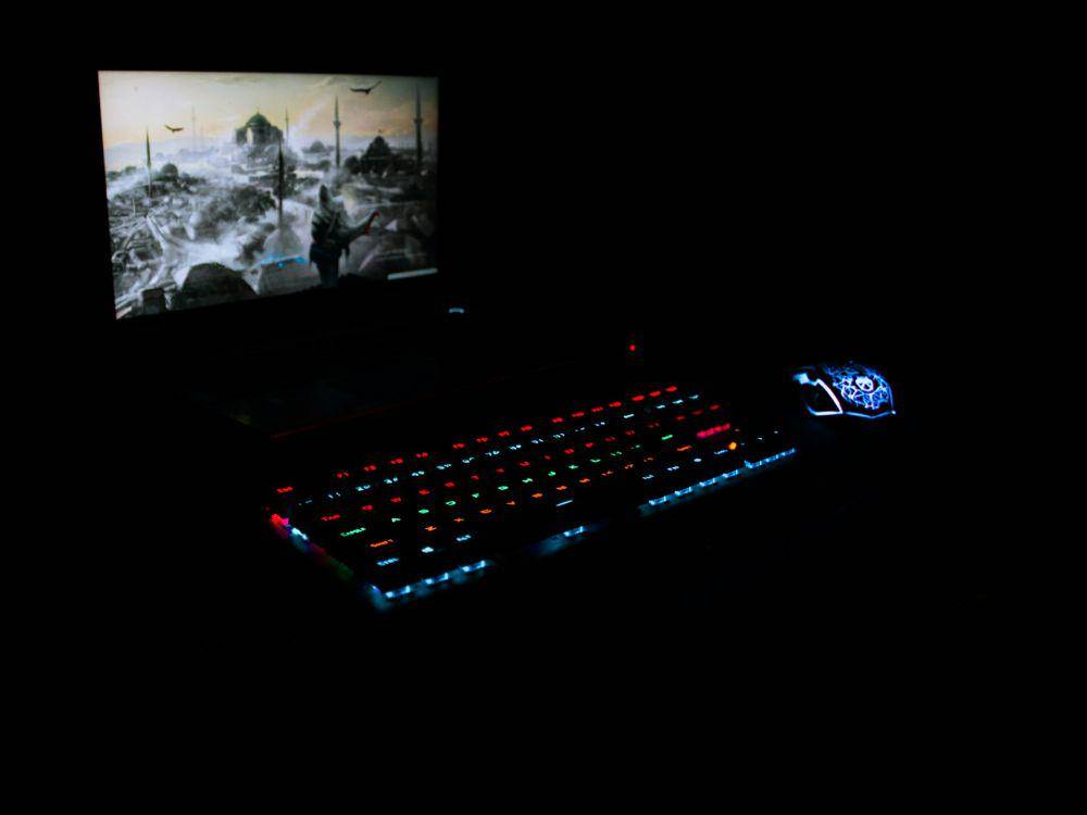 ilustrasi PC gaming (unsplash.com/@ahmedatef19)
