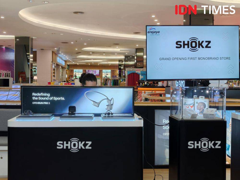 Gerai Shokz Pertama Hadir di FX Sudirman (IDN Times/Fatkhur Rozi)