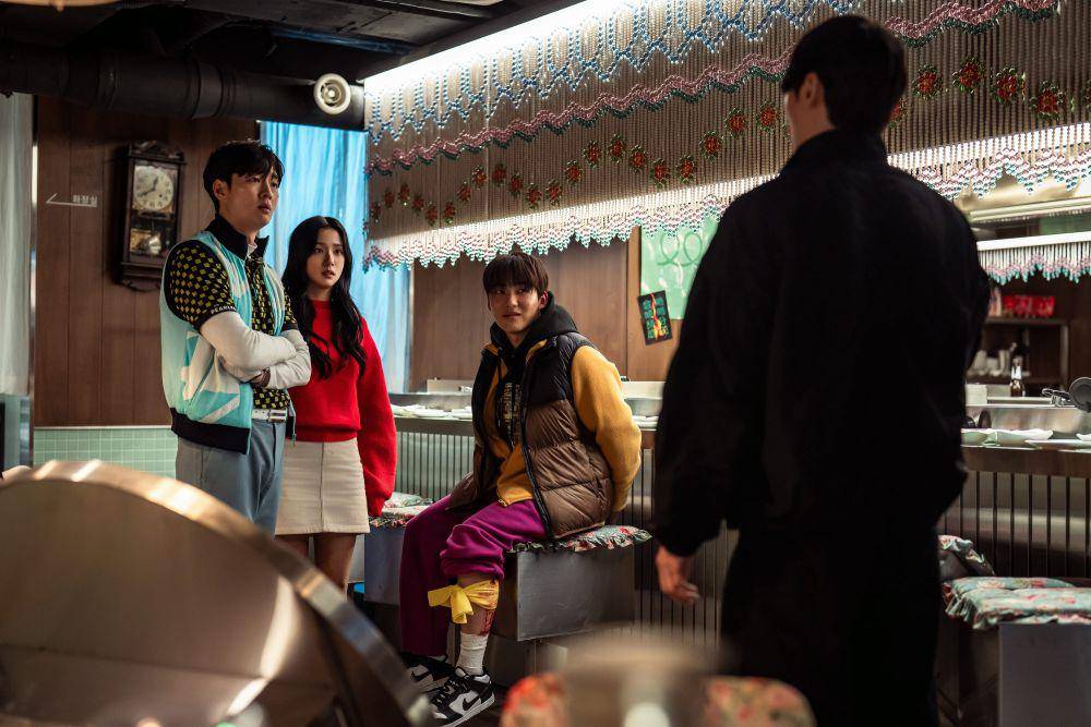 Cuplikan drama Newtopia (2025) (dok. Coupang Play/Newtopia)