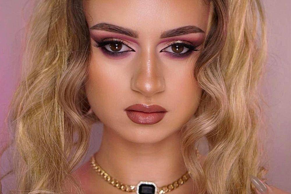 contoh Latina makeup look (pexels.com/Lara Stratiychuk)