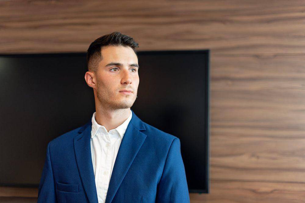 ilustasi percaya diri dan penuh integritas (pexels.com/Mikhail Nilov)