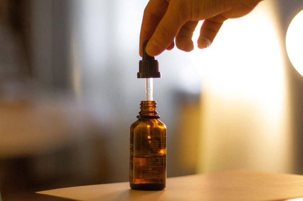 7 Rekomendasi Serum Retinol Ringan yang Cocok untuk Pemula, Cek Yuk!