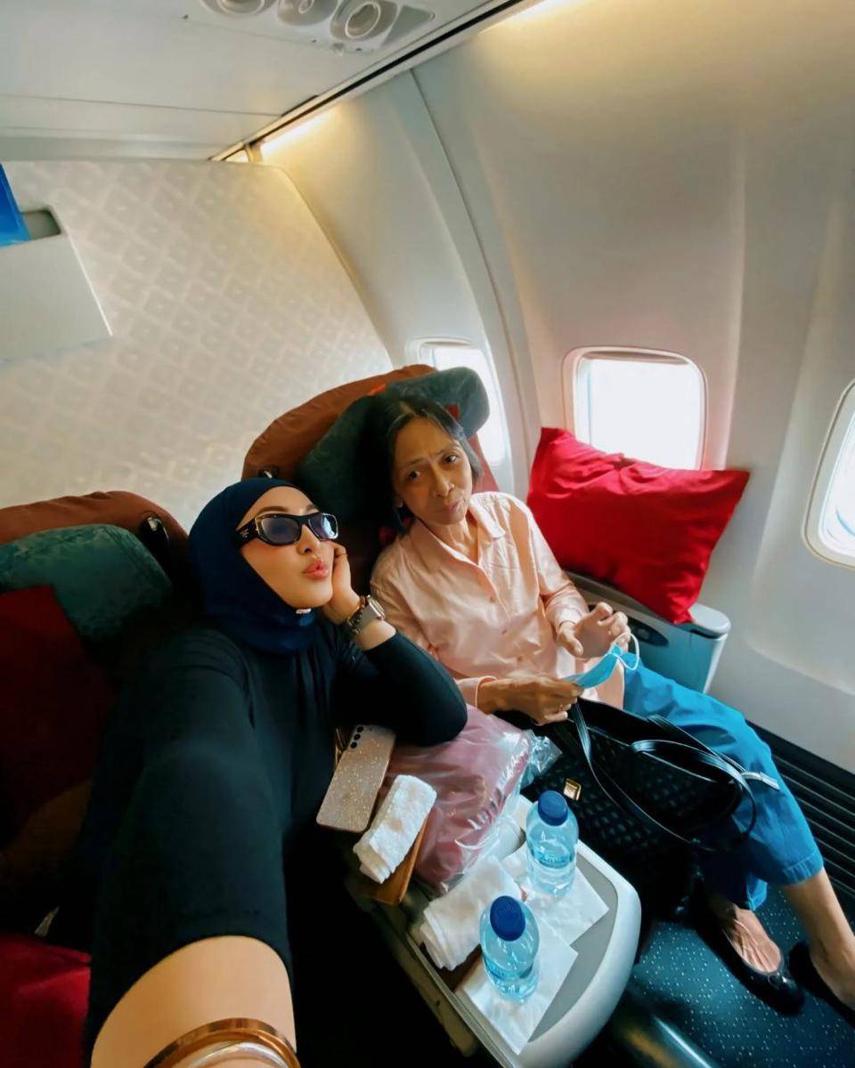 Angelina Sondakh pulang kampung halaman (Instagram.com/angelinasondakh09)