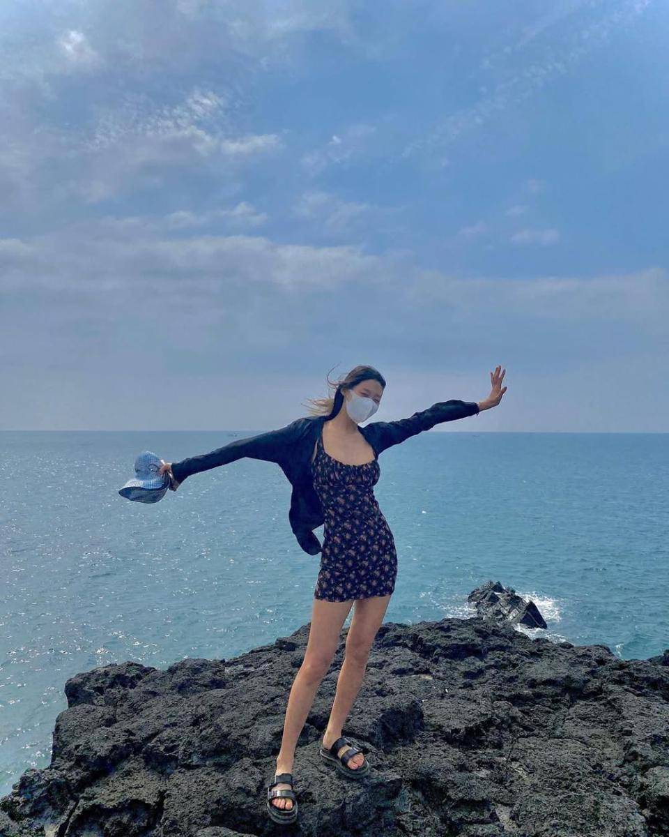 Kim Seol Hyun (instagram.com/s2seolhyuns2)