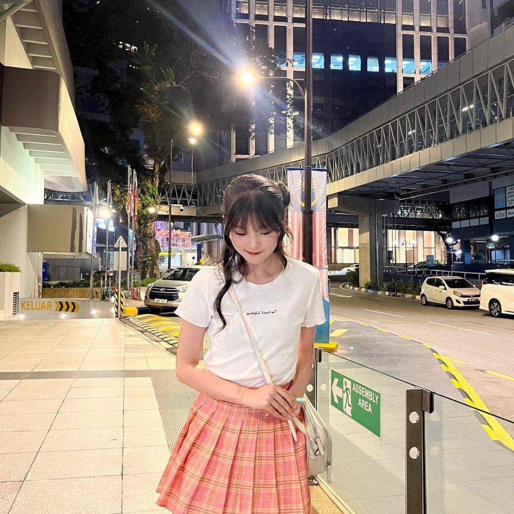 OOTD bertema pink ala Fiony JKT48 (instagram.com/jkt48.fiony)