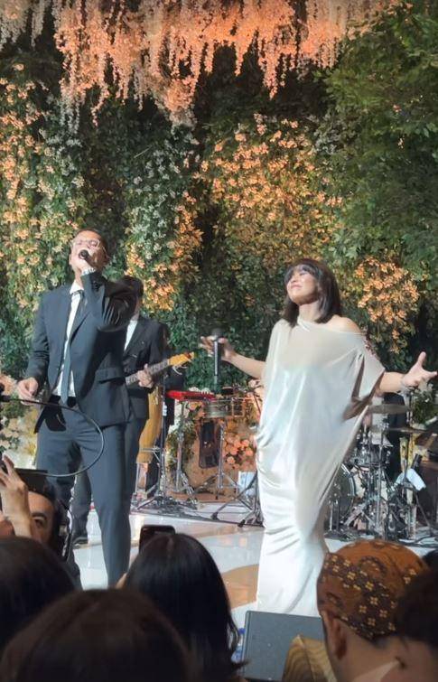 artis di ngunduh mantu Rio Haryanto dan Athina (Instagram.com/mrssitohang)