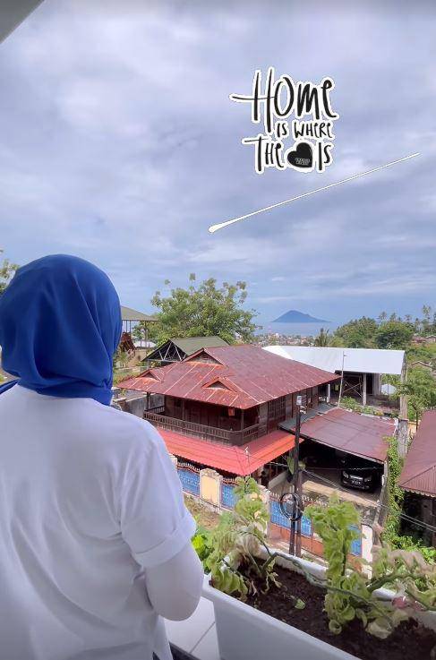 Angelina Sondakh pulang kampung halaman (Instagram.com/angelinasondakh09)