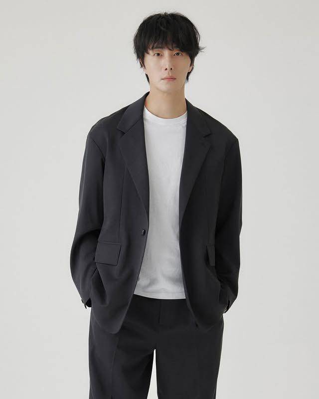 Jung Il Woo (Instagram.com/jilwww)