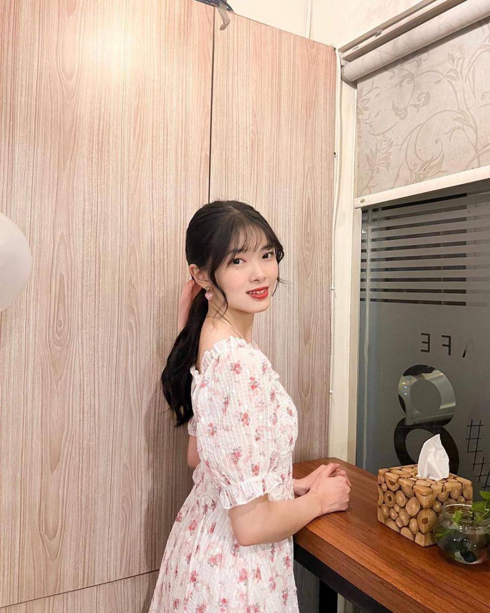 OOTD bertema pink ala Fiony JKT48 (instagram.com/jkt48.fiony)