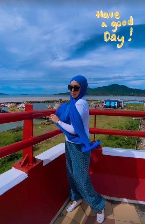 Angelina Sondakh pulang kampung halaman (Instagram.com/angelinasondakh09)