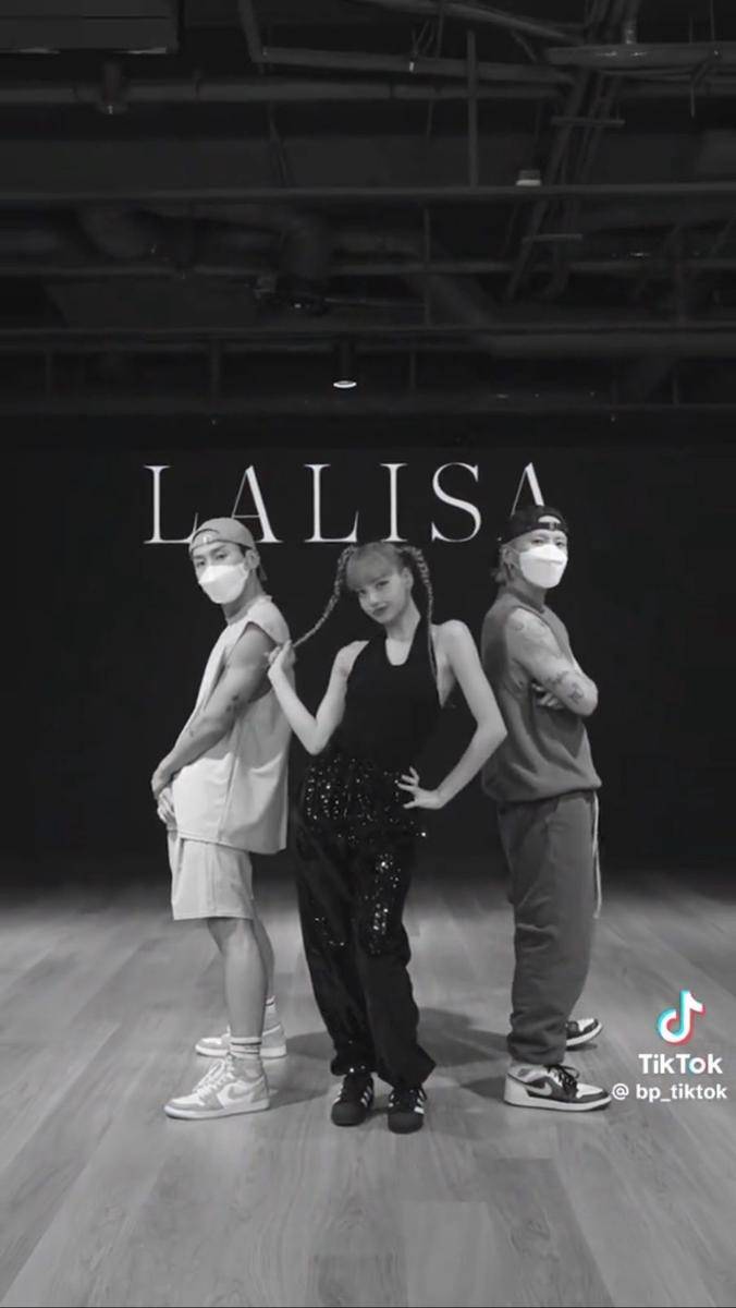 Potret Lisa dan Kwon Twins (dok. tiktok.com/bp_tiktok)