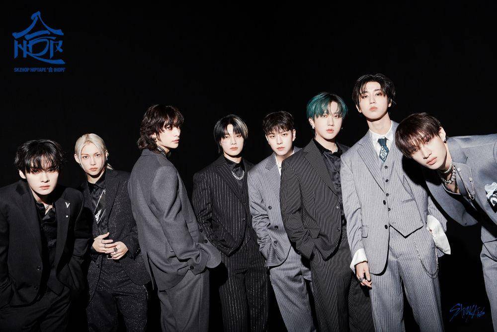 Stray Kids (x.com/Stray_Kids)