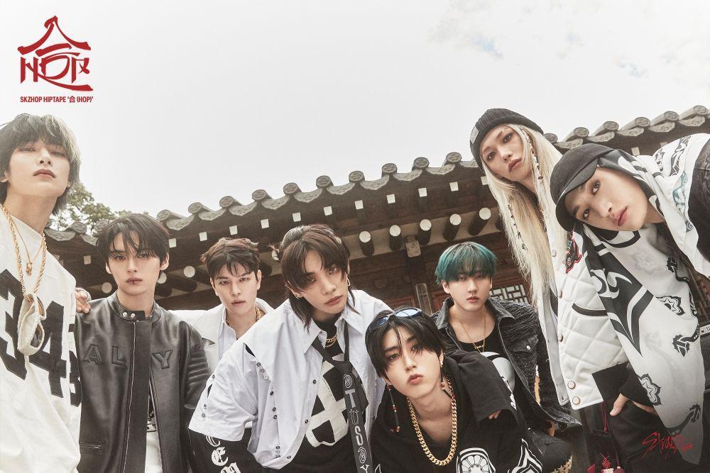 Lirik Lagu Walkin On Water dari Stray Kids dan Maknanya