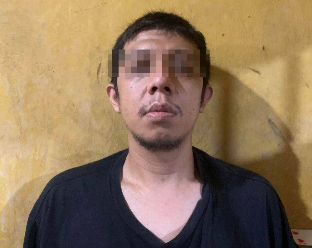 Sosok ARP ditangkap petugas Polsek Sukarame. (Dok. Polresta Bandar Lampung).