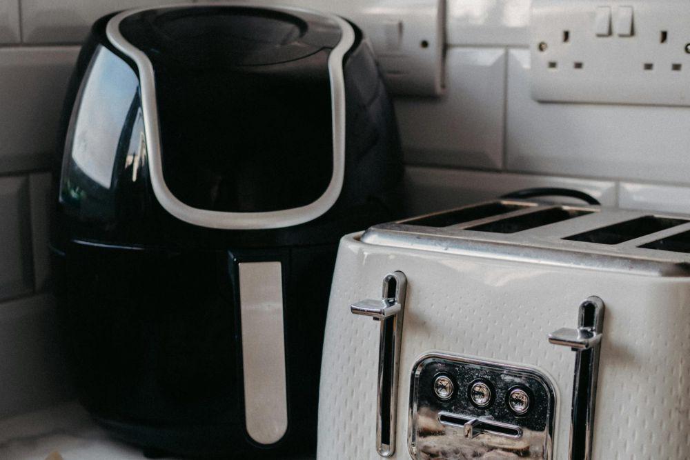 8 Tips Menghangatkan Makanan dengan Air Fryer, biar Tetap Renyah