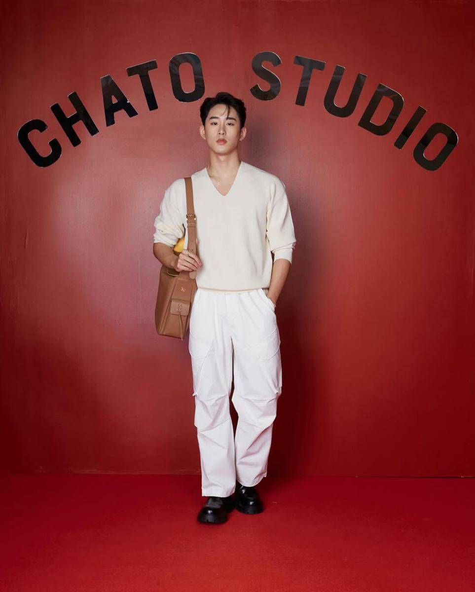 outfit preppy style ala Est Supha (instagram.com/est_rvp)