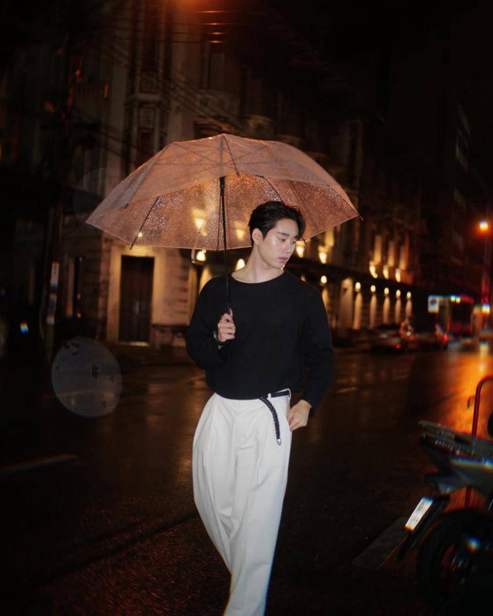 outfit preppy style ala Est Supha (instagram.com/est_rvp)