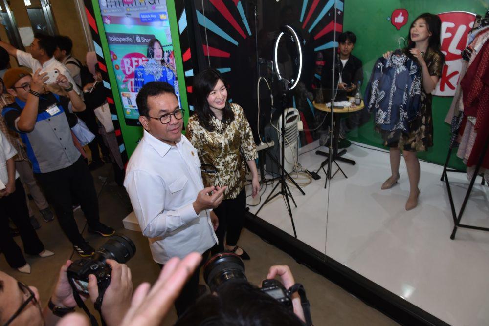 Tren Belanja Online dan Live Shopping Meningkat, Ini Risetnya