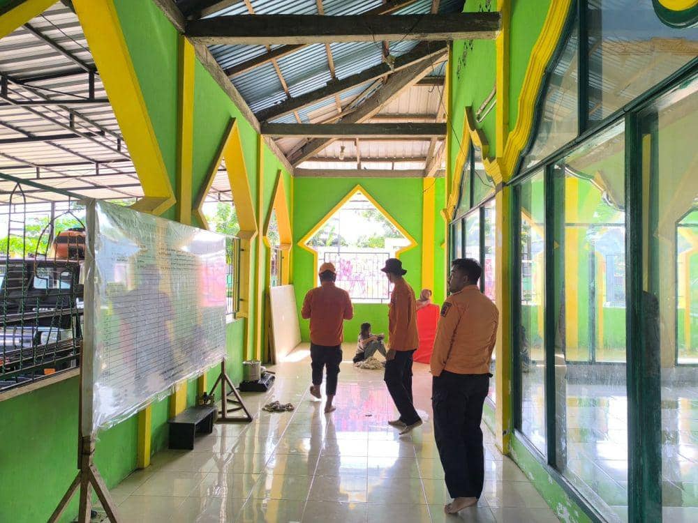 Pengungsi Terdampak Banjir di Makassar Kembali ke Rumah