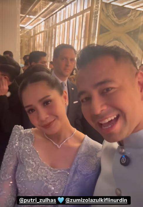 artis di resepsi Putri Zulhas dan Zumi Zola (Instagram.com/raffinagita1717)