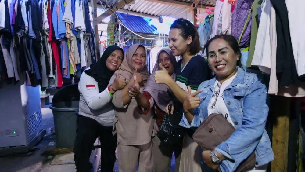 Indah Permatasari Thrifting Baju (YouTube,com/Indah Permatasari)