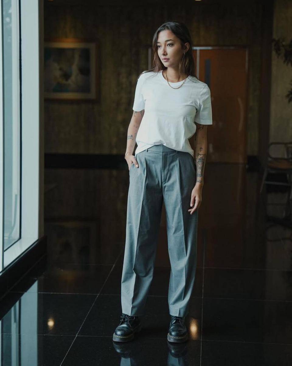 OOTD pemain film 'Guna-guna Istri Muda' (instagram.com/carissaperusset)