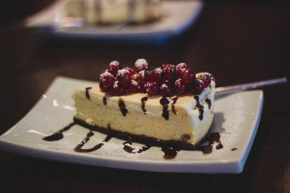 ilustrasi cheesecake (pexels.com/Valeria Boltneva)