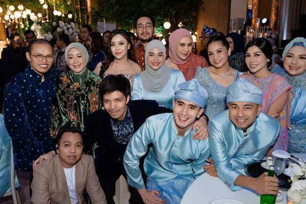 Potret Para Tamu Artis di Resepsi Putri Zulhas dan Zumi Zola