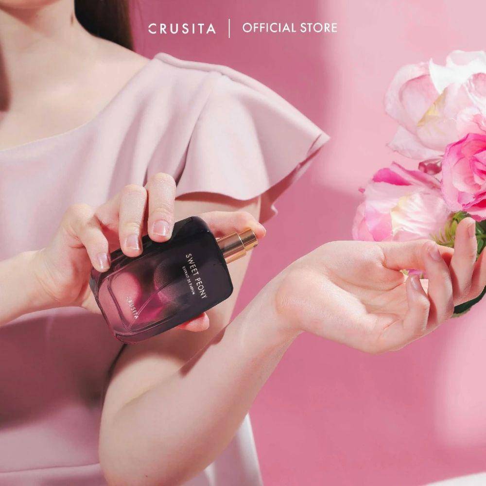 Crusita Sweet Peony Extrait De Parfum (shopee.co.id/crusitaofficialstore)