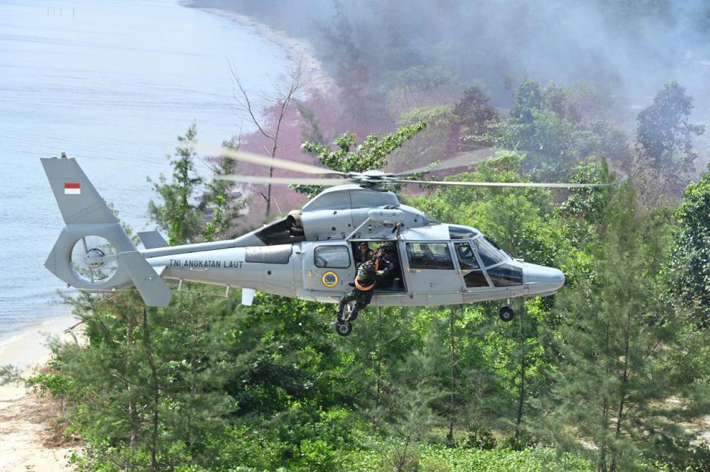 5 Potret Pasukan Khusus TNI AL Latihan Serbu Musuh di Dabo Singkep