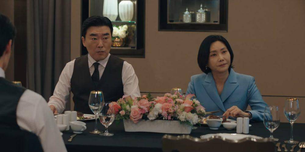 Yu Seong Ju dan Chu Sang Mi di drama When the Phone Rings (Dok. Netflix/When the Phone Rings)
