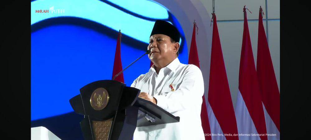 Presiden Prabowo Subianto pada acara peringatan Hari Guru Nasional di Velodrome, Jakarta Timur pada Kamis (28/11/2024). (YouTube.com/Sekretariat Presiden)
