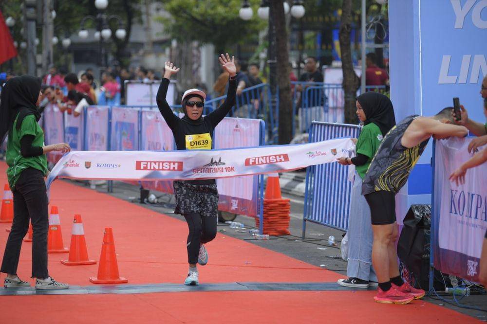 Para pelari mengikuti ajang lari nasional Semarang 10K, Minggu (15/12/2024). (Dok. Pemkot Semarang)