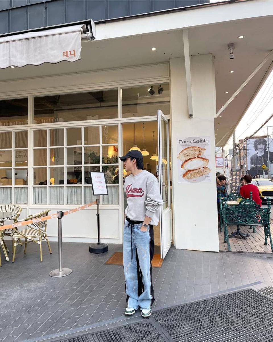 streetwear kekinian ala Arm Weerayut (instagram.com/arm_wc)