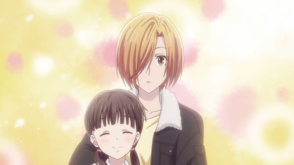 Honda Kyoko bersama Tohru kecil. (Dok. Crunchyroll/Fruits Basket)