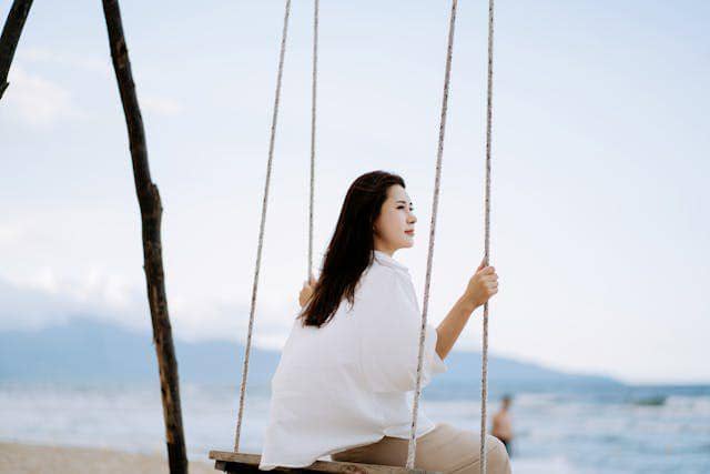 Ciri-ciri Orang yang Punya Trust Issue Parah dalam Membangun Hubungan