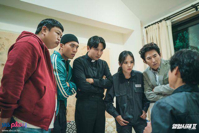 cuplikan drakor The Fiery Priest 2 (dok. SBS/The Fiery Priest 2)