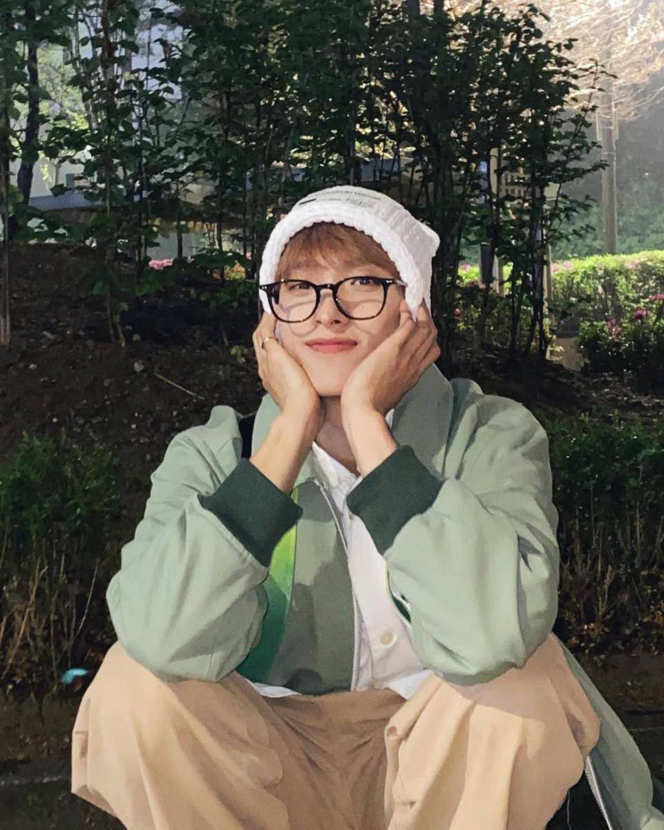 OOTD ala Dokyeom SEVENTEEN (instagram.com/dk_is_dokyeom)