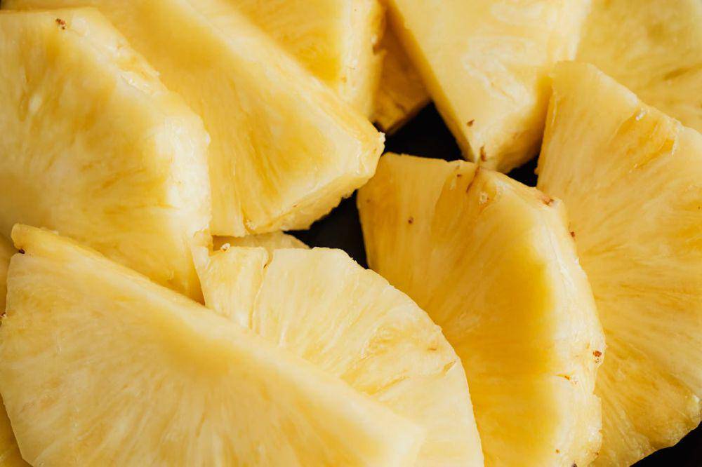 ilustrasi nanas (pexels.com/Kaboompics.com)