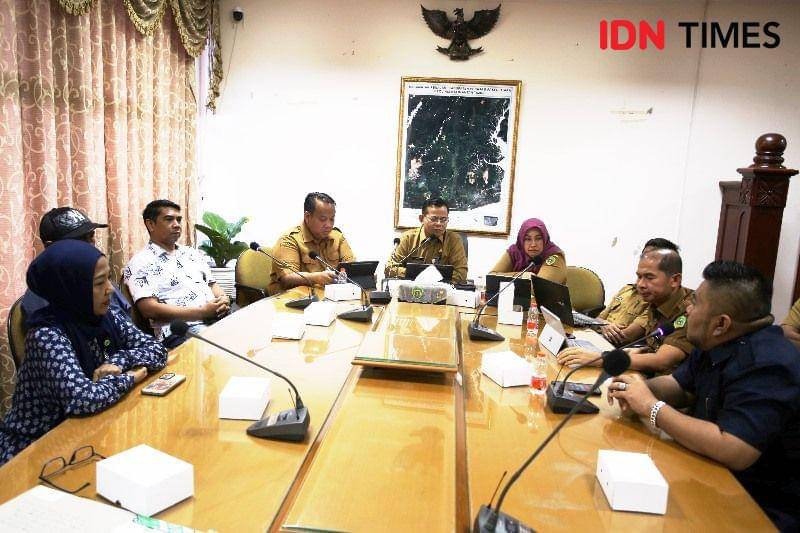 Rapat klarifikasi terkait tuduhan adanya gratifikasi di Pemkab PPU (IDN Times/Ervan)