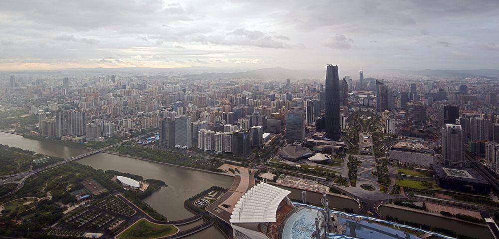 Industrialisasi mengancam populasi elang (commons.wikimedia.org/chensiyuan)