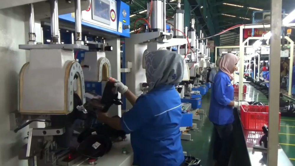 Akal-Akalan Bebas PPh Pasal 21, Jurus Semu Negara Redam PPN 12 Persen
