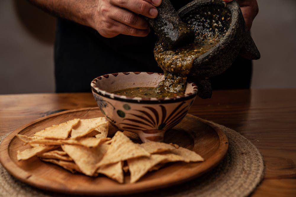 ilustrasi saus salsa (pexels.com/Los Muertos Crew)
