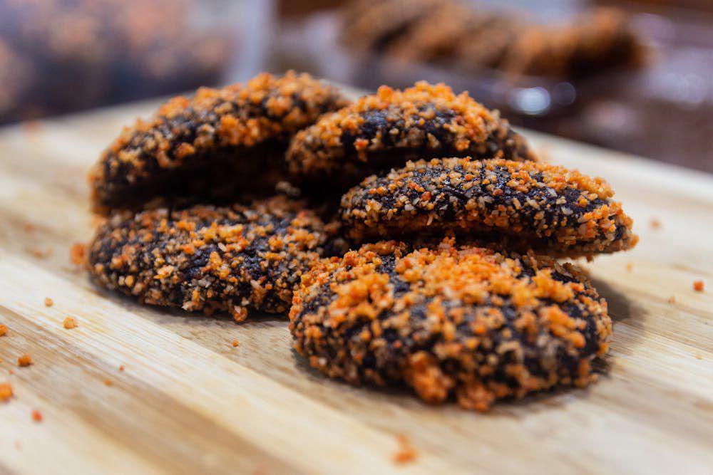 Resep Black Forest Cookies, Paduan Rasa Cokelat dan Ceri Emang Enak!